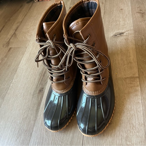 The Original Sporto Duck Boot - Picture 7 of 8